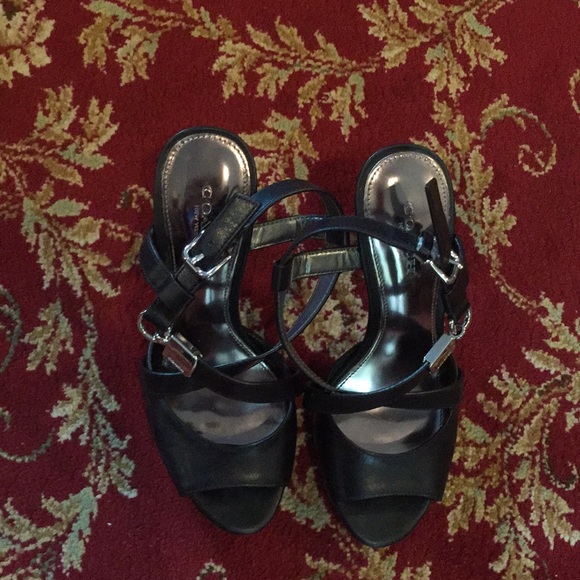 COACH black high heeled sandals - Picture 3 of 4